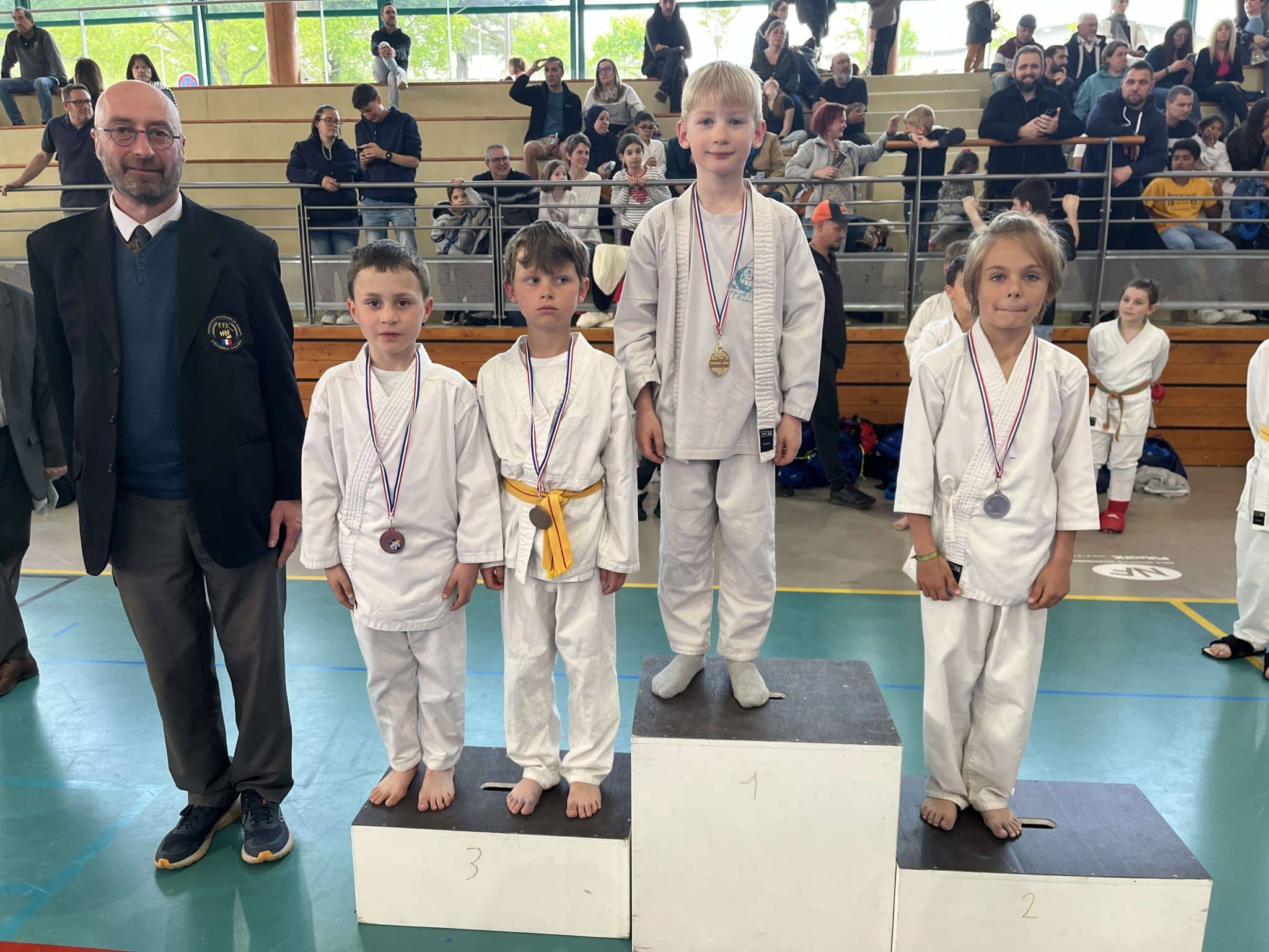 Podium-2-CSKO Karaté