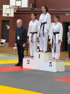 Podium-2-CSKO Karaté