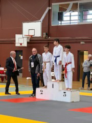 Podium-2-CSKO Karaté