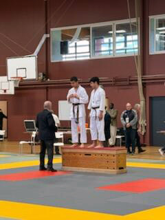 Podium-2-CSKO Karaté
